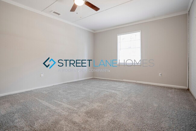 Building Photo - 1415 Celia Dr