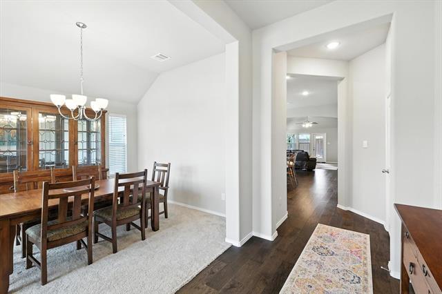 Building Photo - 221 Gardenia Dr