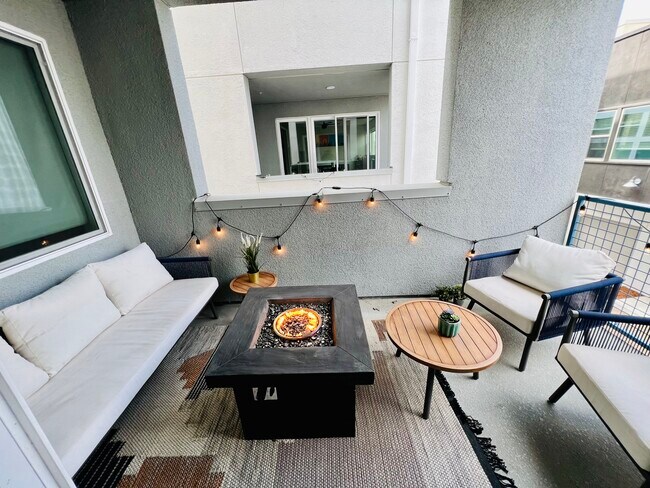 Building Photo - 2431 Cleat Ln