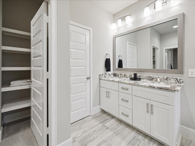 Building Photo - 2329 Paul Quinn St