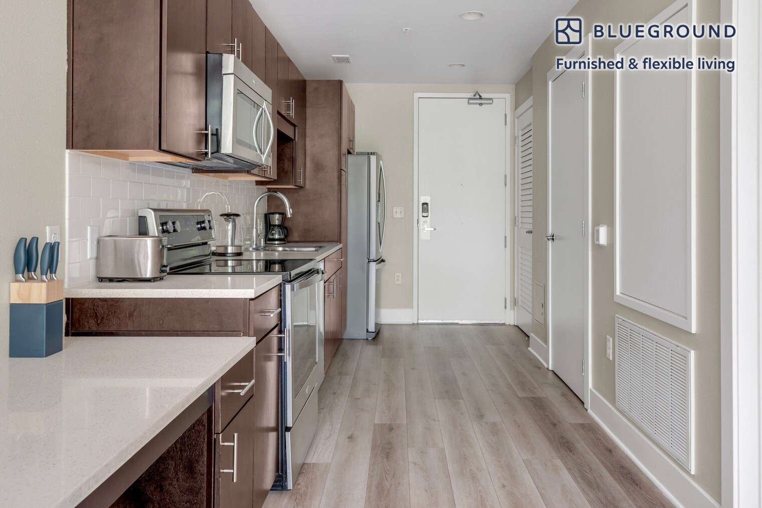 Building Photo - 185 Channel St