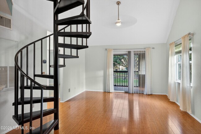 Building Photo - 11 Arbor Club Dr