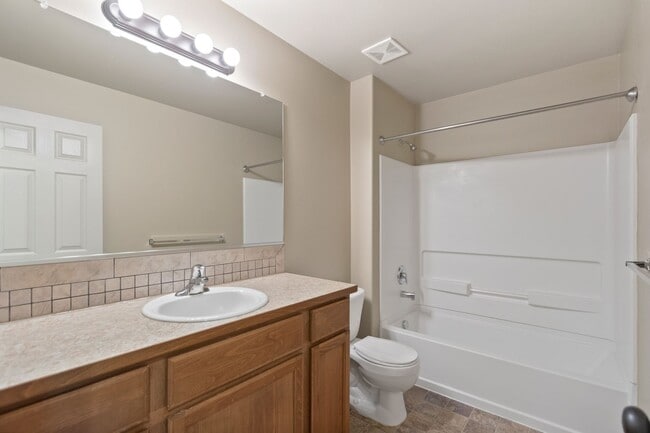 Building Photo - Whitworth Duplex