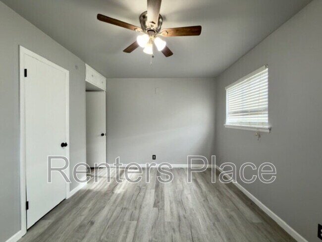 Building Photo - 3118 S 88th E Ave