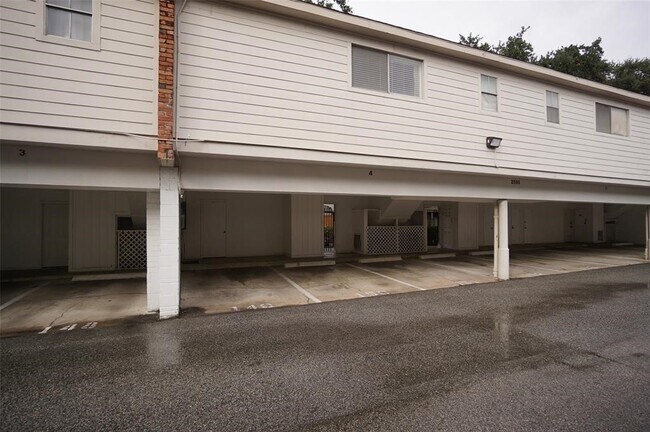 Building Photo - 2595 Marilee Ln