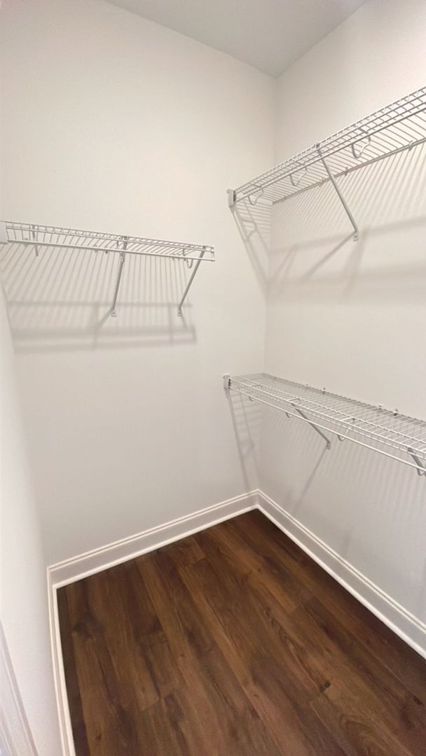 Building Photo - 507 Mdw Crst Cir
