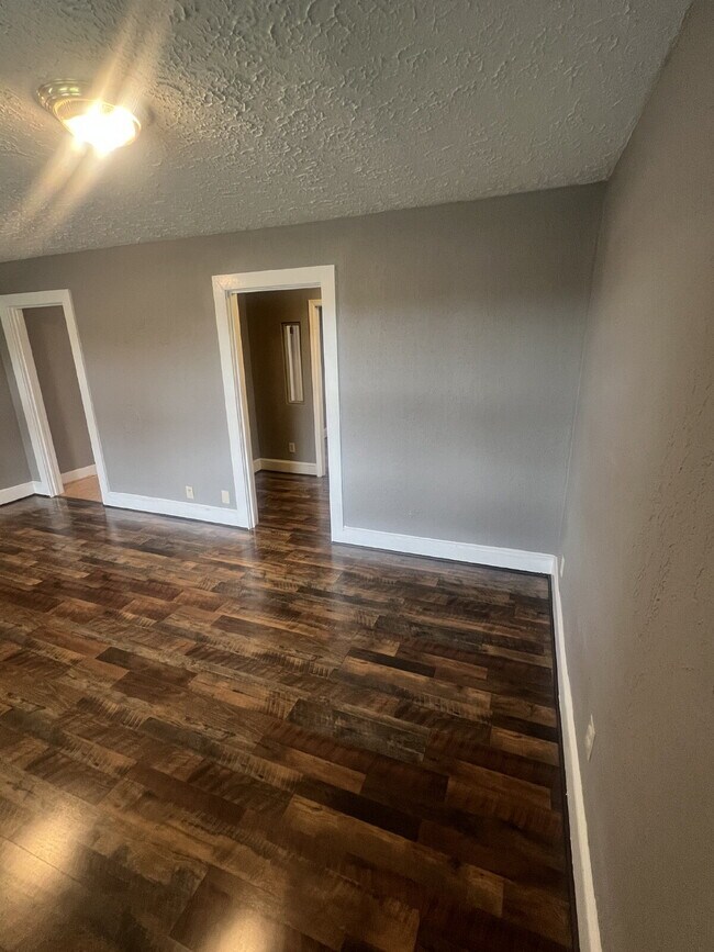 Building Photo - Charming 4-Bedroom Home on Spacious Corner...