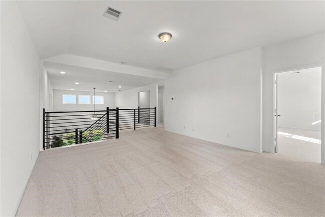 Building Photo - 550 Long Beach Bay Dr