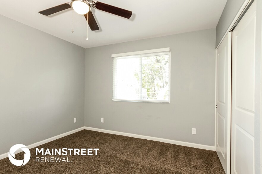 Building Photo - 3236 W Desert Cove Ave