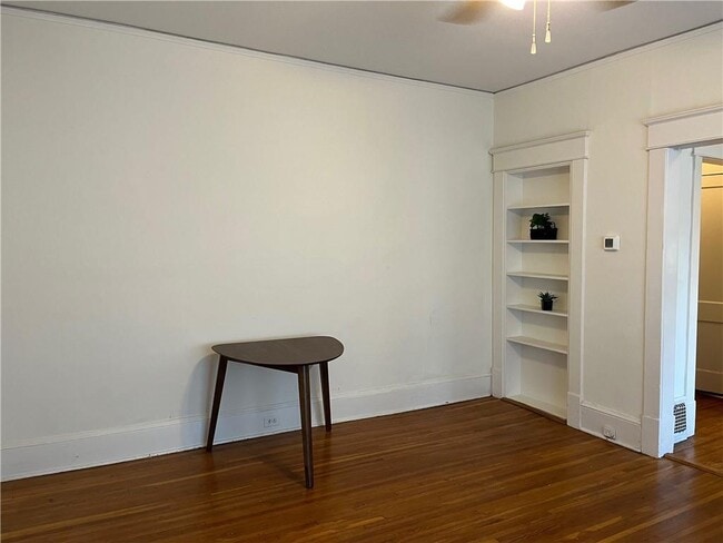 Building Photo - 1168 Orme Cir NE