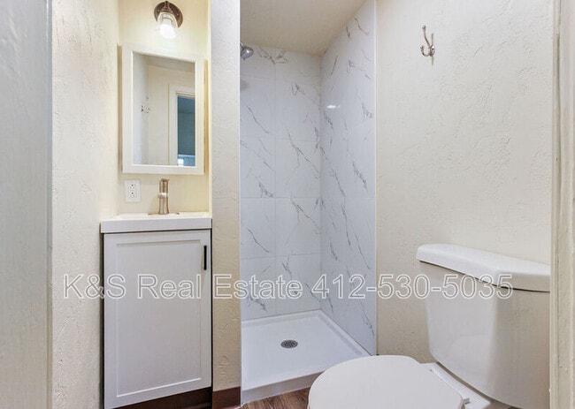 Building Photo - 5816 Smithfield St