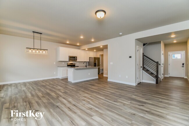 Building Photo - 11164 Murrelet Dr