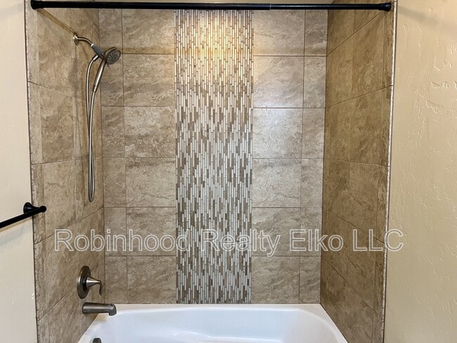 Building Photo - 3609 Autumn Colors Dr