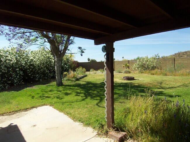 Building Photo - 3-Bedroom in Ahwatukee