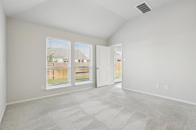 Building Photo - 124 Trailside Ln