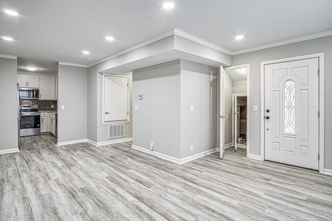 Building Photo - 49 Destino Way