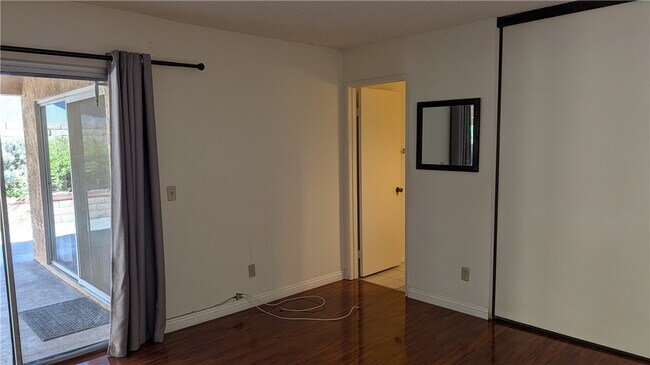 Building Photo - 19143 E Aurora Dr