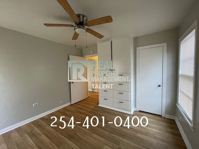 Building Photo - PRICE IMPROVEMENT!!! 2-Bedroom, 1-Bathroom...