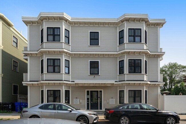 Building Photo - 11 Howell St