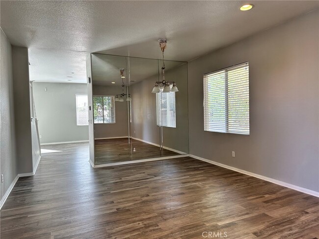Building Photo - 14886 Shetland Ct