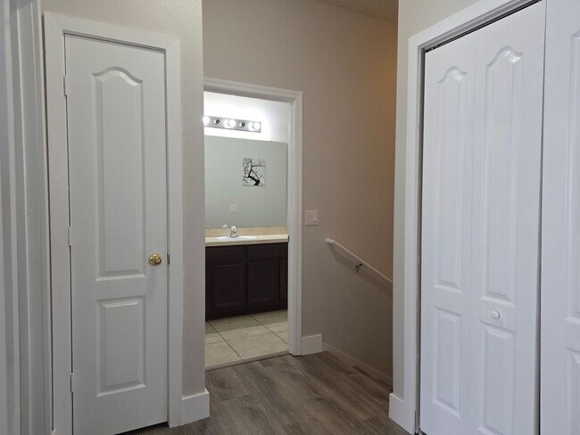 Building Photo - Three Bedroom Townhome at Carter Glen in Orlando