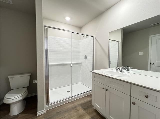 Building Photo - 5557 Rollins Dr