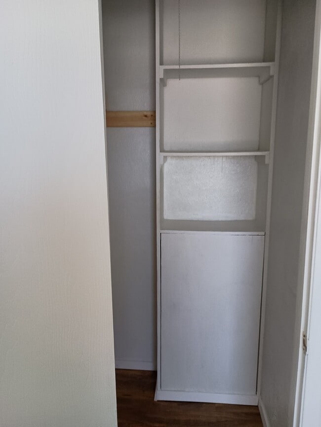 Building Photo - 1009 Burkett St