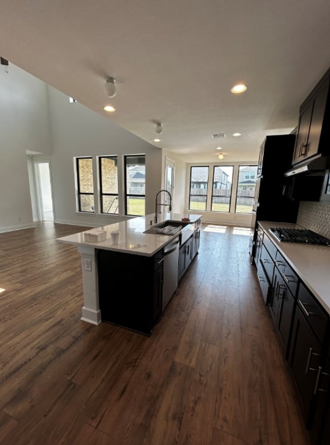 Building Photo - Coming Soon!  4 BR/3BA | Single Family Home | 1-Car Covered Parking | In Liberty Hill!