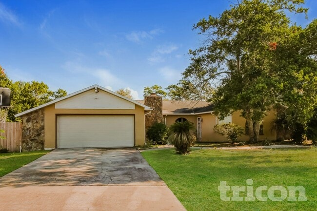 Building Photo - 1382 Valiant Ave