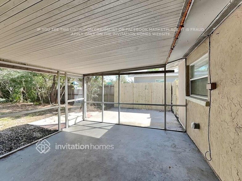 Building Photo - 3581 Lalani Blvd