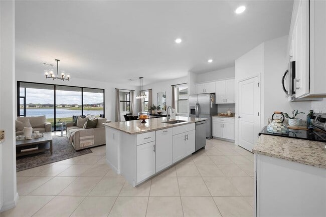 Building Photo - 1889 Saddlewood Cir