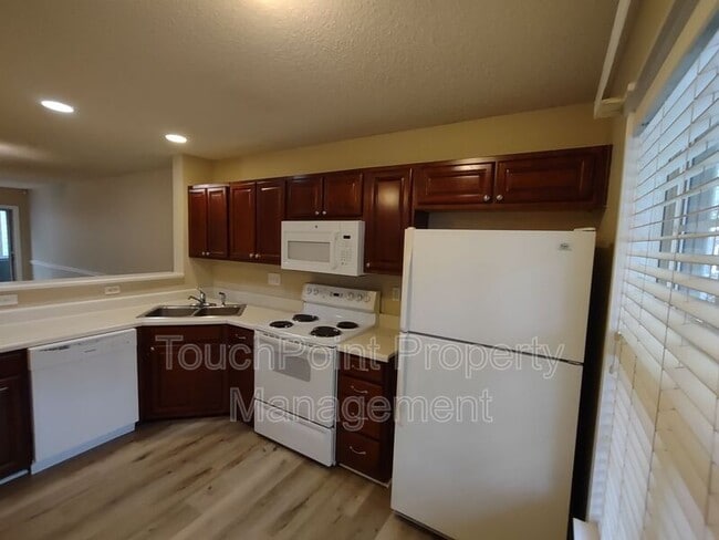 Building Photo - 10215 Reindeer Way Ln