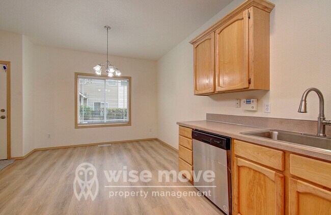 Building Photo - At Home in East Vancouver- 1/2 off First Month!