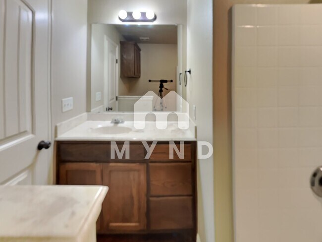 Building Photo - 127 Jolin Ln