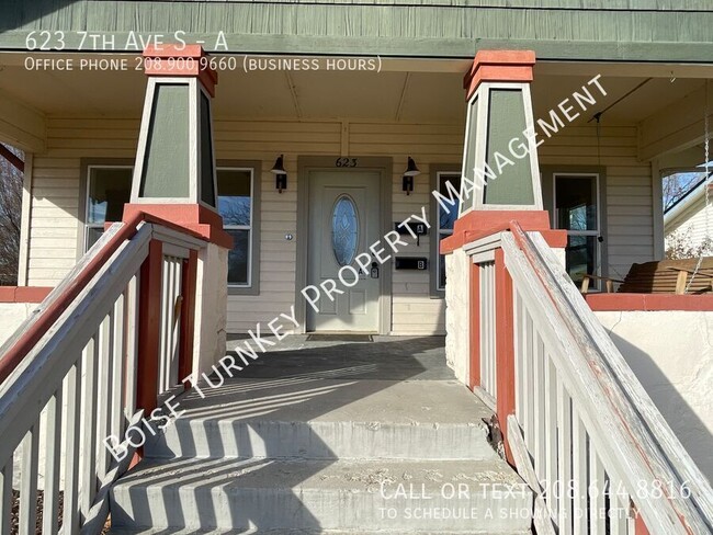 Building Photo - 2 Bed 1 Bath in Lively Downtown Nampa!