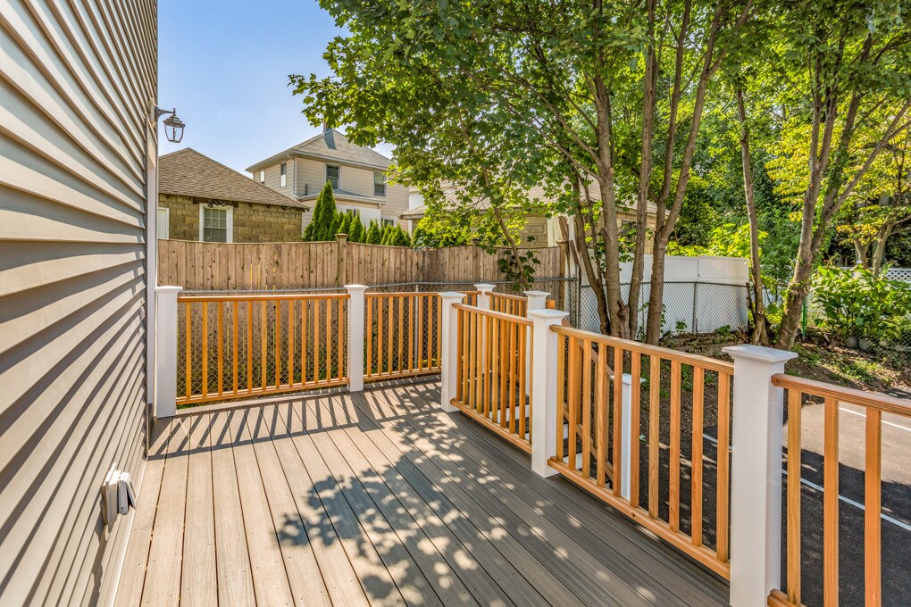 Building Photo - 249 Washington St