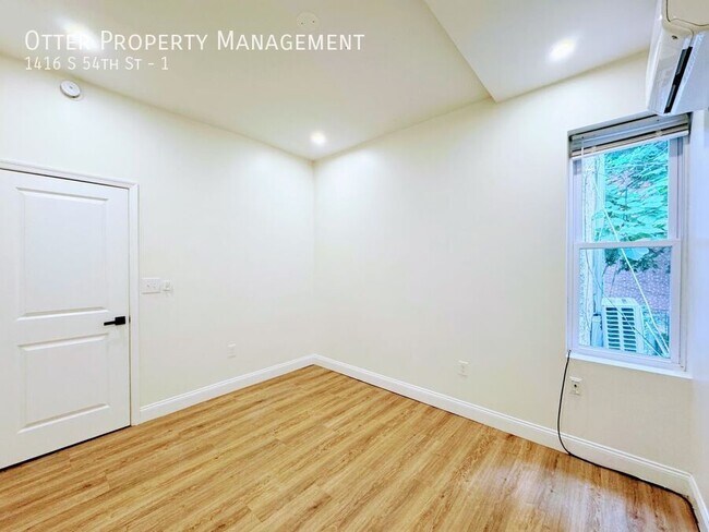 Building Photo - 1416 S 54th St