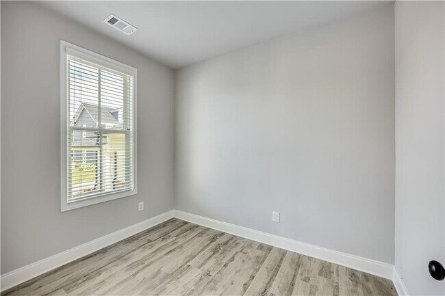 Building Photo - 1008 Flannery Row