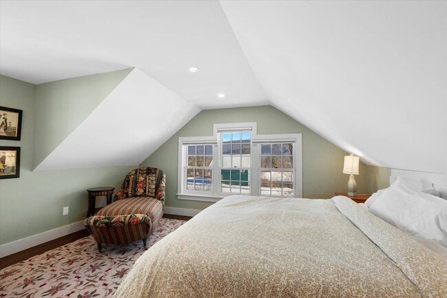 Building Photo - 3436 Main St