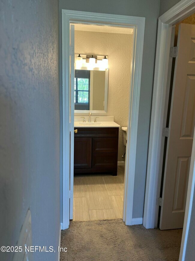 Building Photo - 425 Timberwalk Ct