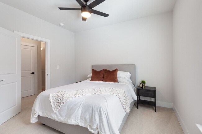 Building Photo - Modern Living in Heights at Grant Park – Prime Atlanta Location Near BeltLine & East Atlanta Village