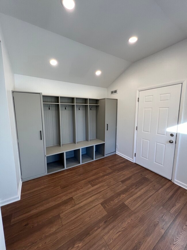 Building Photo - 12525 W Joliet Cir