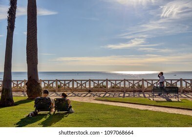 Palisades Park on Ocean Ave - 901 10th St