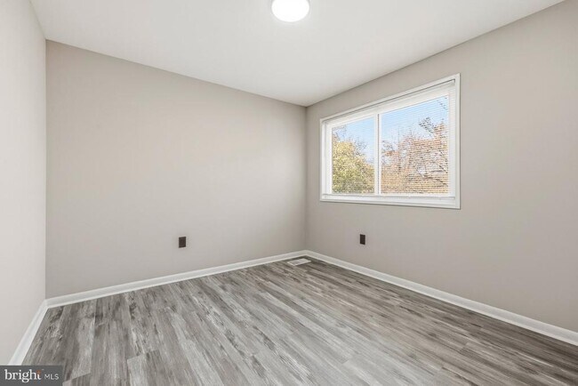 Building Photo - 18323 Allspice Dr