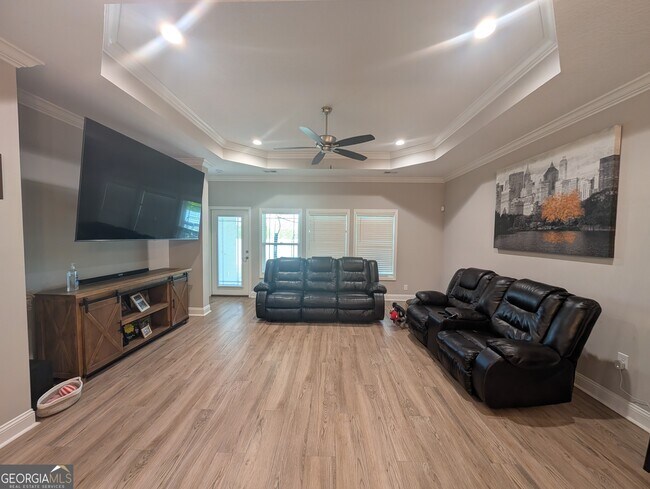 Building Photo - 164 The Villas Wy