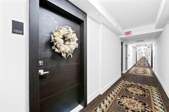 Building Photo - 2801 NE 183rd St