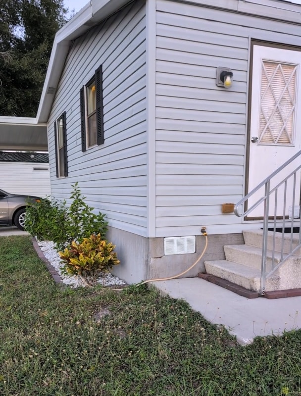 Building Photo - 165 Landing Dr