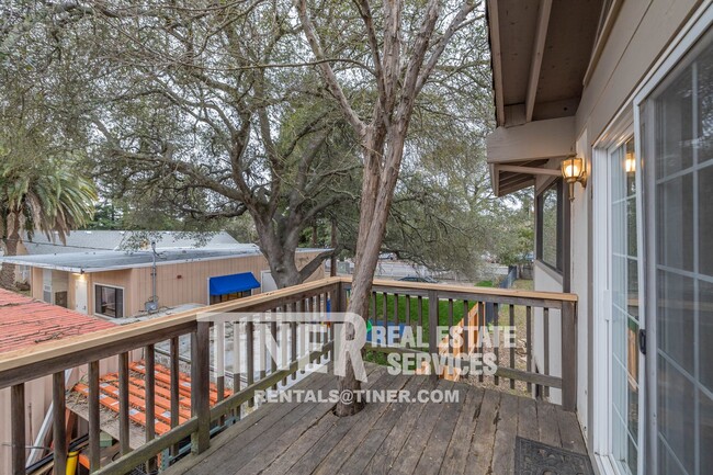 Building Photo - 2931 Myrtle Ln
