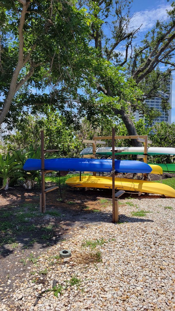Building Photo - Annual UNfurnished top floor Bay front 2/2 condo with full views of Sarasota Bay