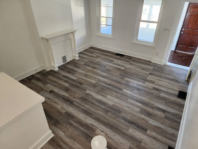 Building Photo - 2408 West St